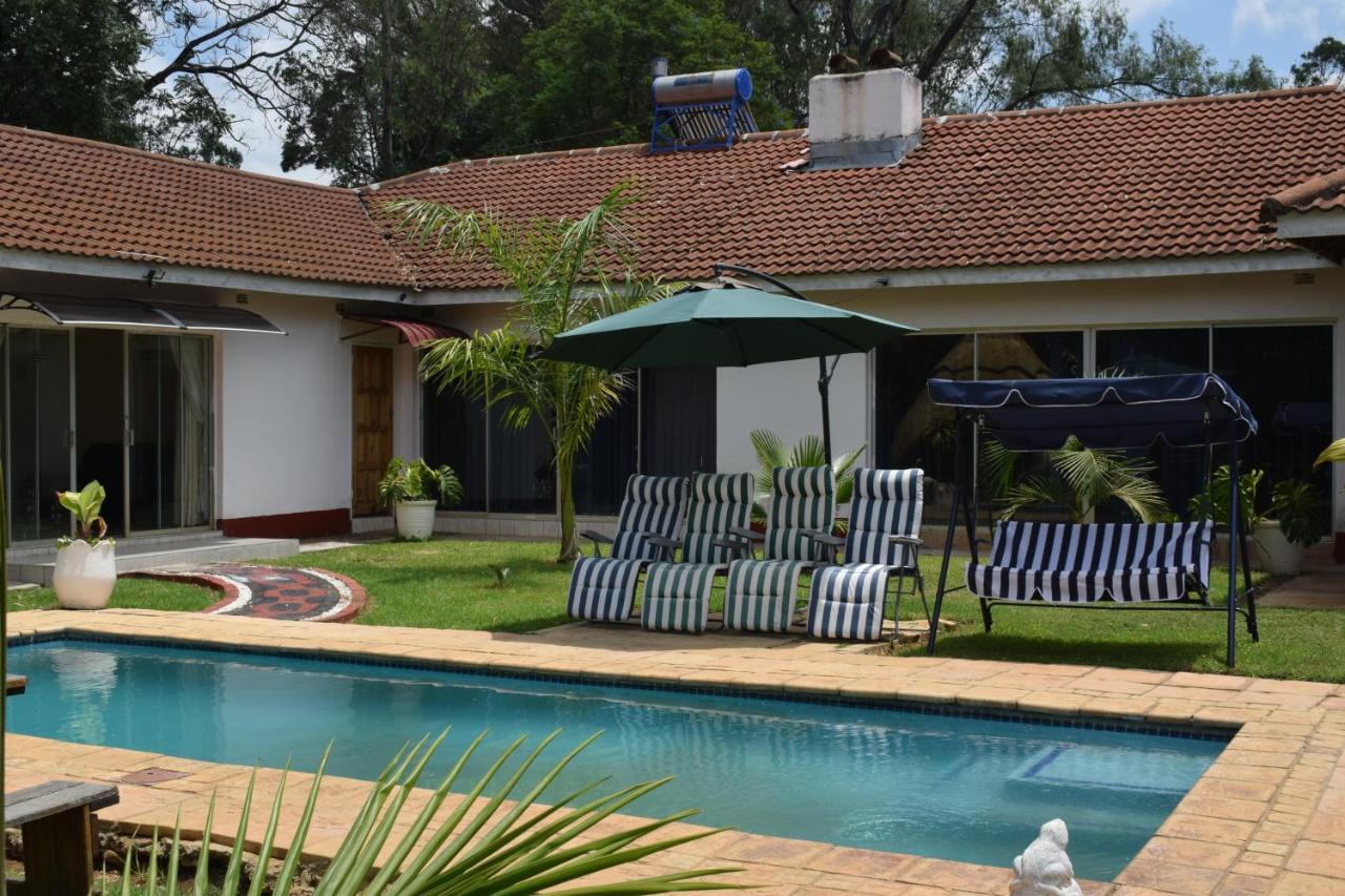 The Crown Inn Guest House Northwood Exteriér fotografie